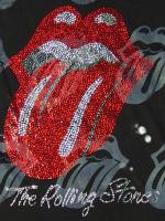 STONES のマークがレッドのチェコクリスタルで施されています!